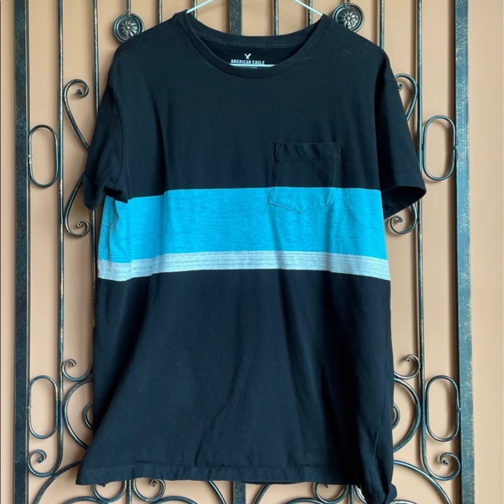 american eagle pocket t shirt